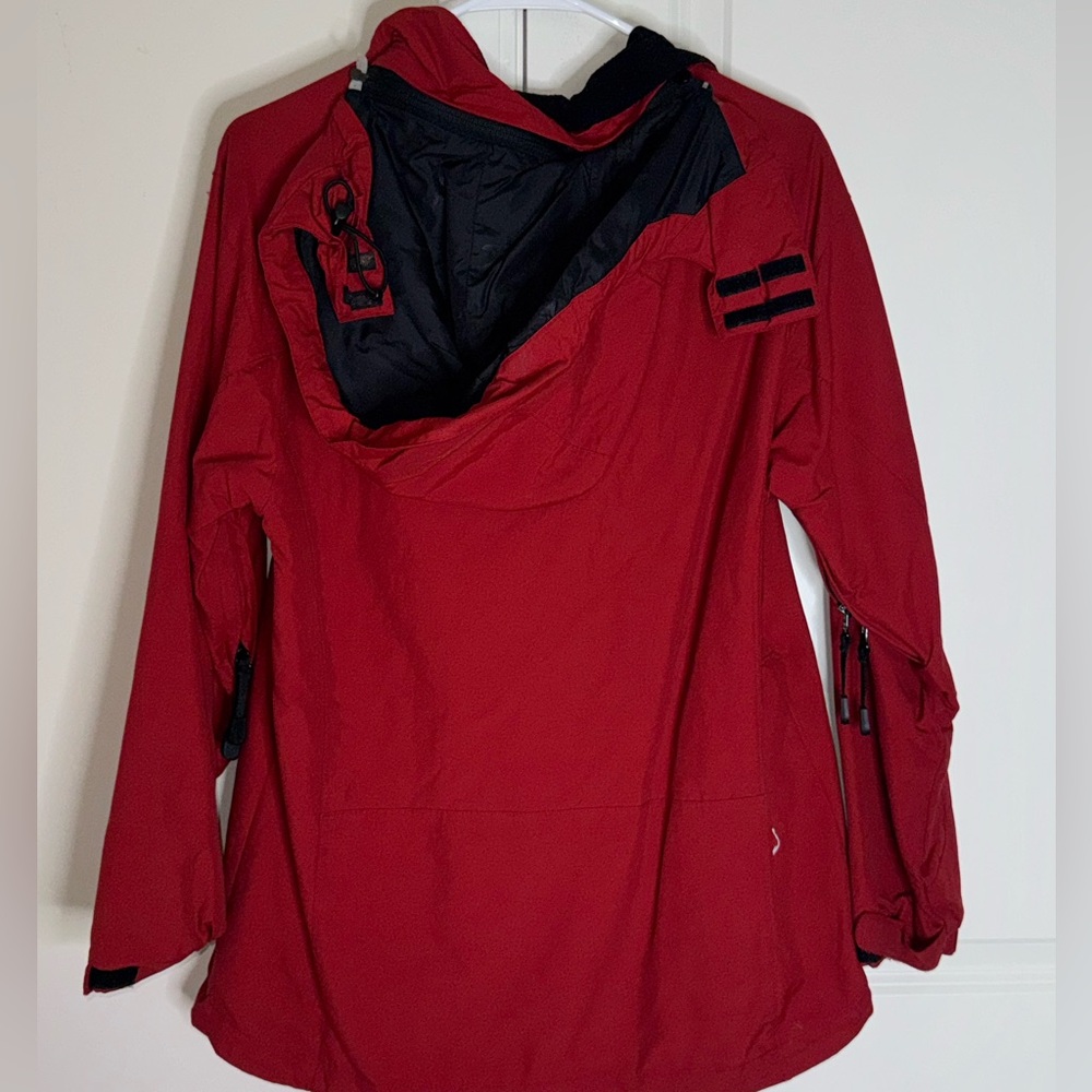 Women’s Jacket - Picture 2 of 3